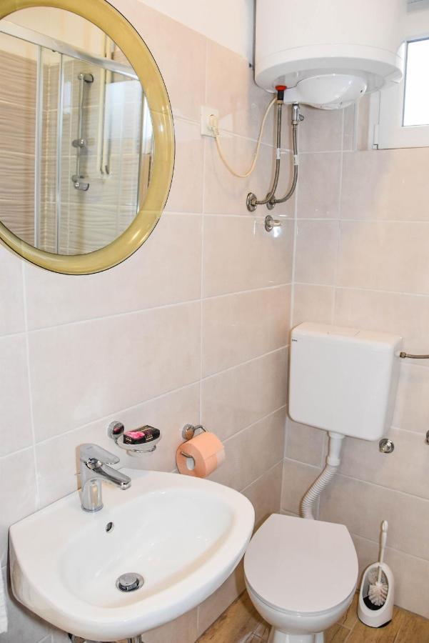 Apartment Tara 比奥格勒·纳·莫鲁 外观 照片